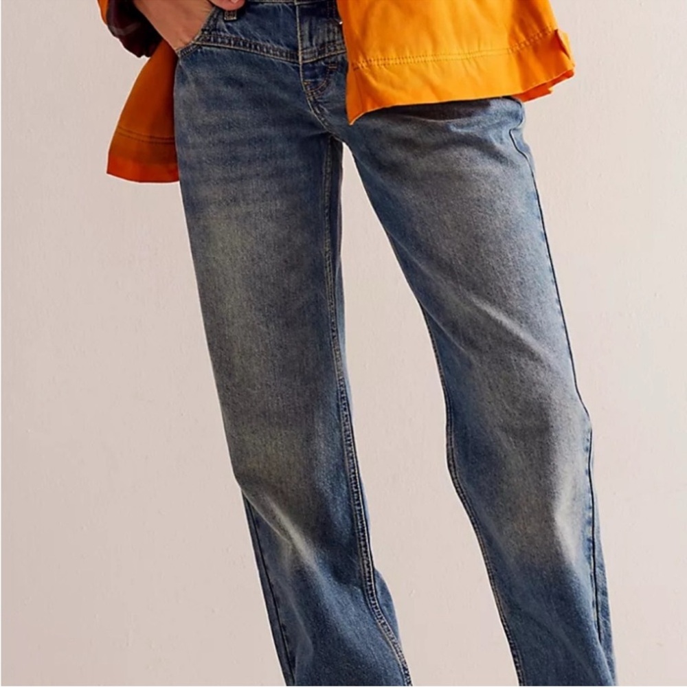 We the Free Shelby Low Rise Boyfriend Jean 32